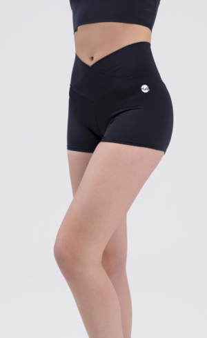 Genevieve high waisted shorts image - black